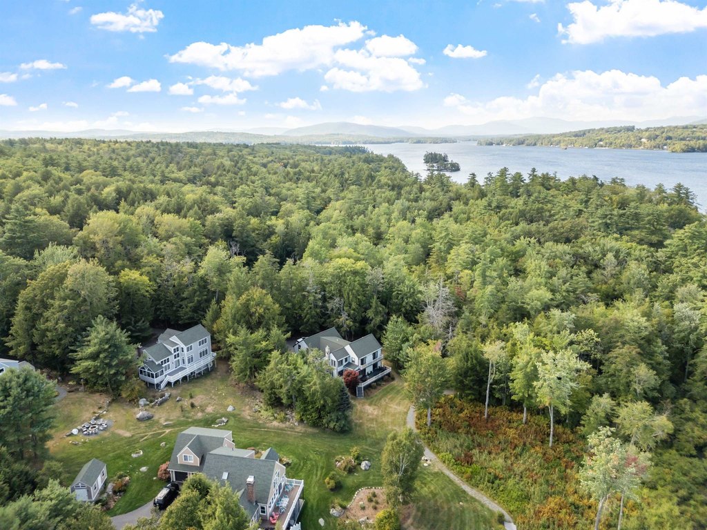 Moultonborough, New Hampshire, 03254, United States, 5 Bedrooms Bedrooms, ,3.5 BathroomsBathrooms,Residential,Forsale,1952910