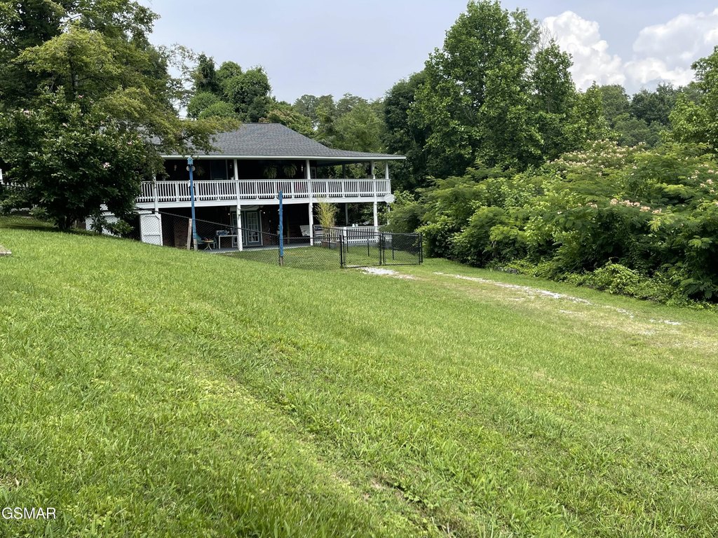 Pigeon Forge, Tennessee, 37863, United States, 5 Bedrooms Bedrooms, ,4 BathroomsBathrooms,Residential,Forsale,1910194