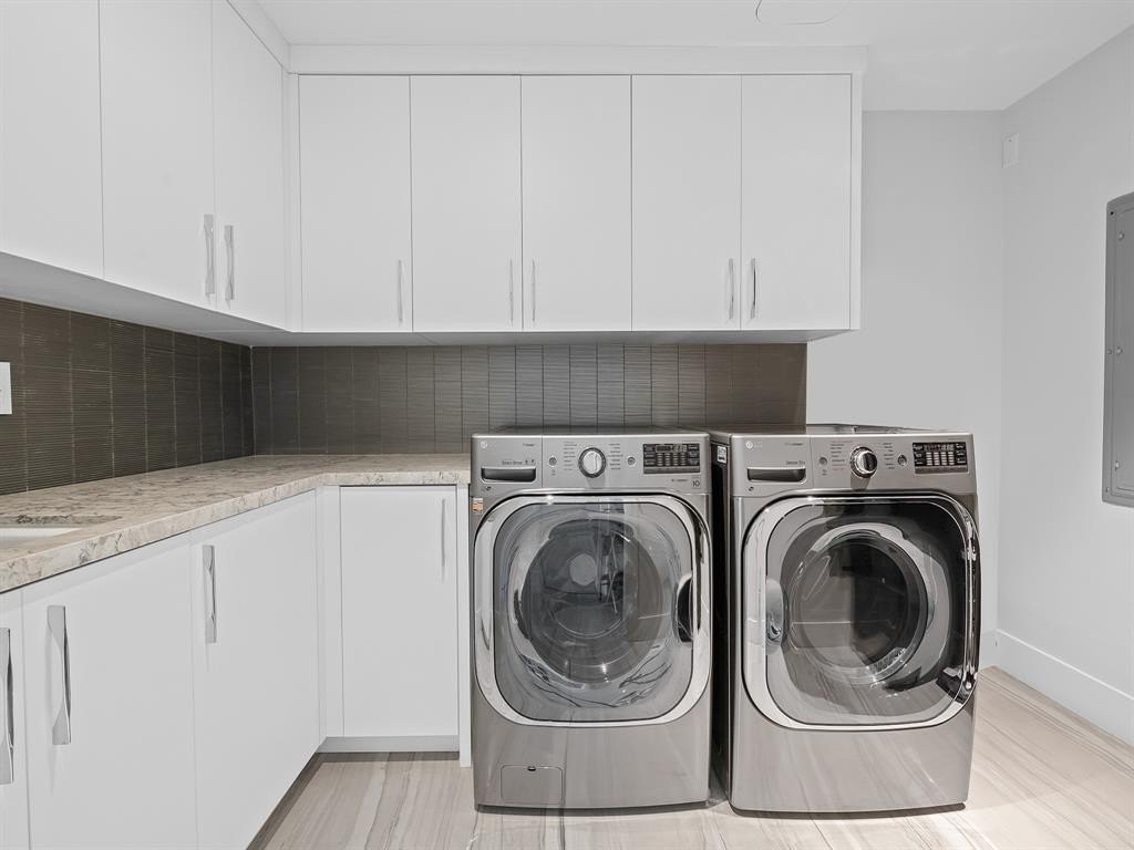 Fort Lauderdale, Florida, 33316, United States, 3 Bedrooms Bedrooms, ,4.5 BathroomsBathrooms,Residential,Forsale,1884593