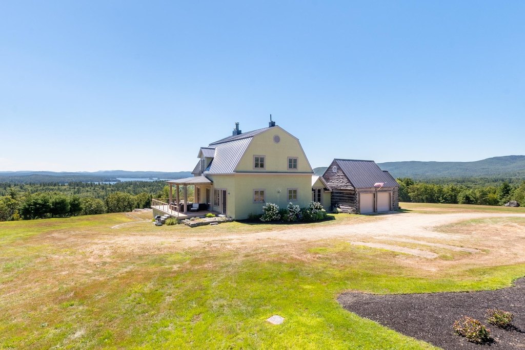Sandwich, New Hampshire, 03227, United States, 4 Bedrooms Bedrooms, ,4.5 BathroomsBathrooms,Residential,Forsale,1952921