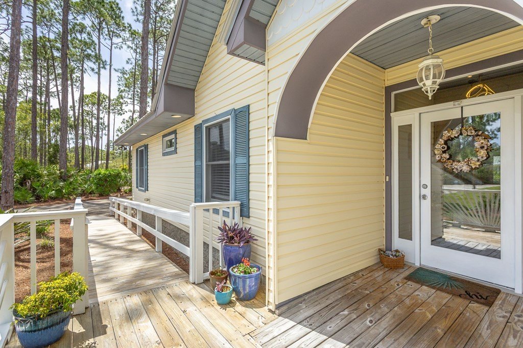 Eastpoint, Florida, 32328, United States, 4 Bedrooms Bedrooms, ,3 BathroomsBathrooms,Residential,Forsale,1946765