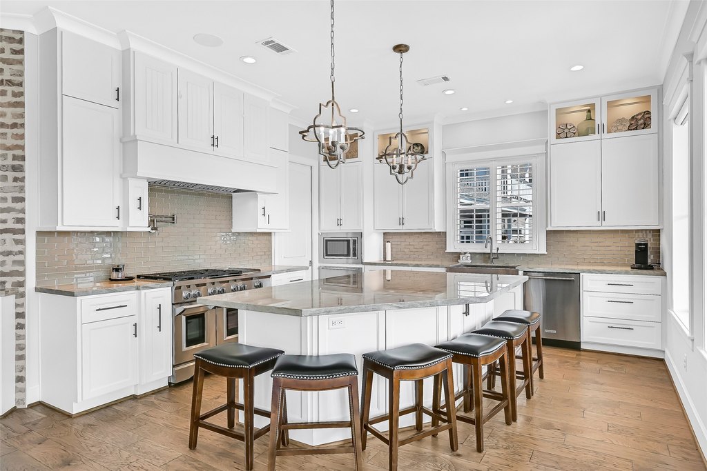 Galveston, Texas, 77554, United States, 4 Bedrooms Bedrooms, ,4.5 BathroomsBathrooms,Residential,Forsale,1954137