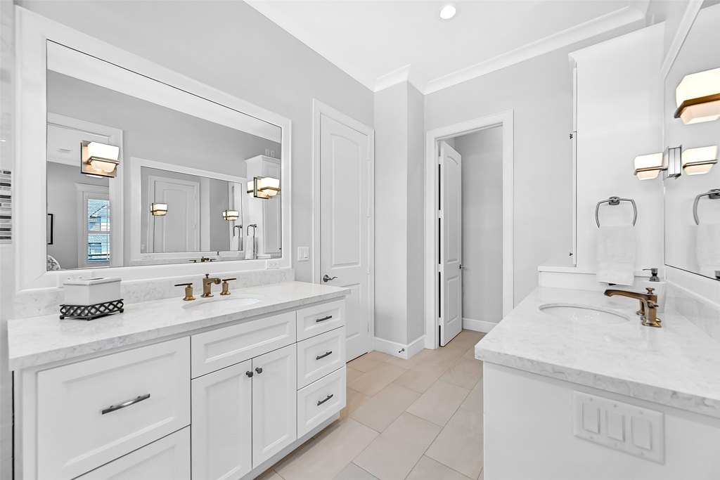 Galveston, Texas, 77554, United States, 4 Bedrooms Bedrooms, ,4.5 BathroomsBathrooms,Residential,Forsale,1954137