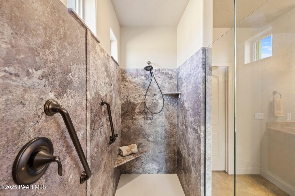 Prescott Valley, Arizona, 86315, United States, 3 Bedrooms Bedrooms, ,2.5 BathroomsBathrooms,Residential,Forsale,1952176