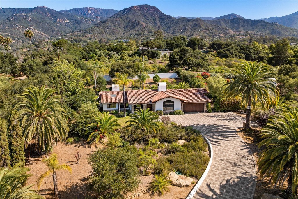 SANTA BARBARA, California, 93108, United States, 3 Bedrooms Bedrooms, ,2.5 BathroomsBathrooms,Residential,Forsale,2004321