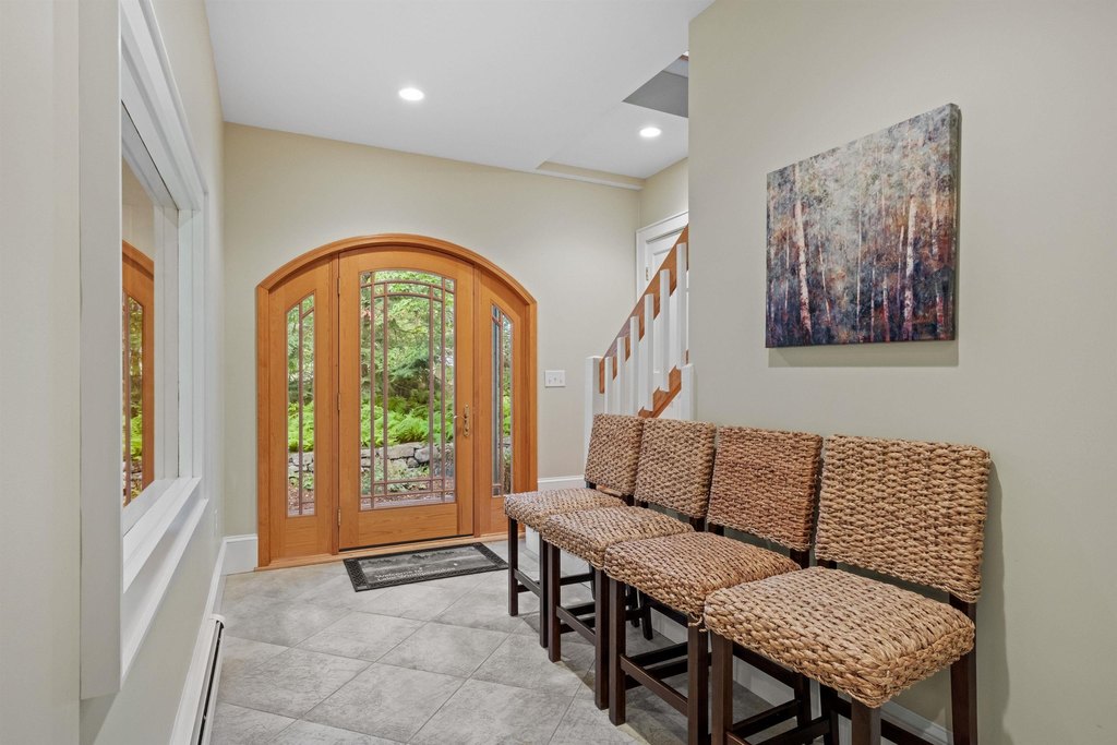 Moultonborough, New Hampshire, 03254, United States, 5 Bedrooms Bedrooms, ,3.5 BathroomsBathrooms,Residential,Forsale,1952910