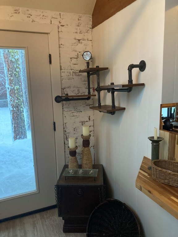 McCall, Idaho, 83638, United States, 3 Bedrooms Bedrooms, ,1.5 BathroomsBathrooms,Residential,Forsale,1996723