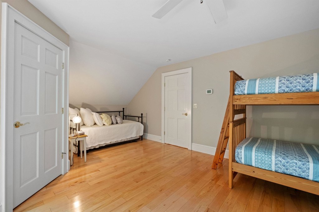 Moultonborough, New Hampshire, 03254, United States, 5 Bedrooms Bedrooms, ,3.5 BathroomsBathrooms,Residential,Forsale,1952910