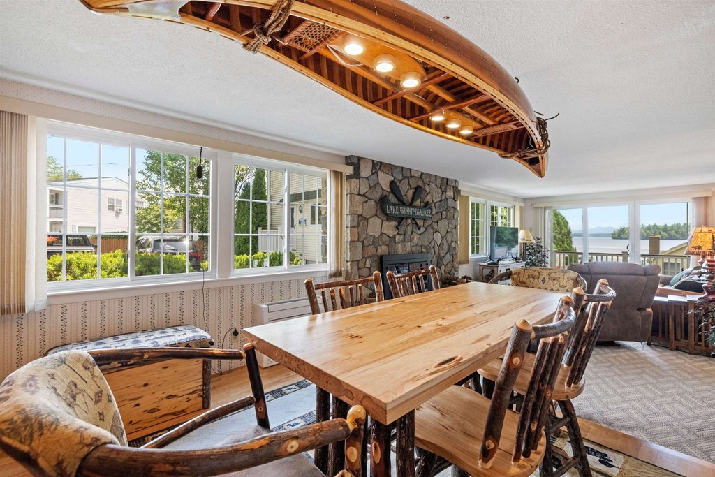 Moultonborough, New Hampshire, 03254, United States, 5 Bedrooms Bedrooms, ,3 BathroomsBathrooms,Residential,Forsale,1952912