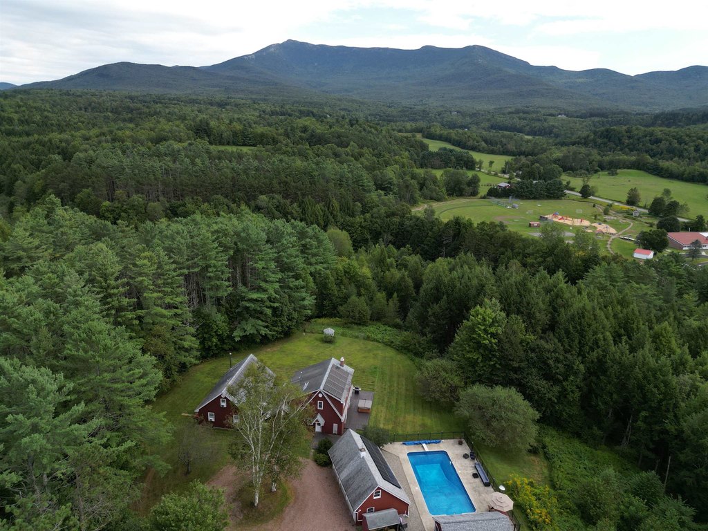 Underhill, Vermont, 05489, United States, 4 Bedrooms Bedrooms, ,3 BathroomsBathrooms,Residential,Forsale,1953117