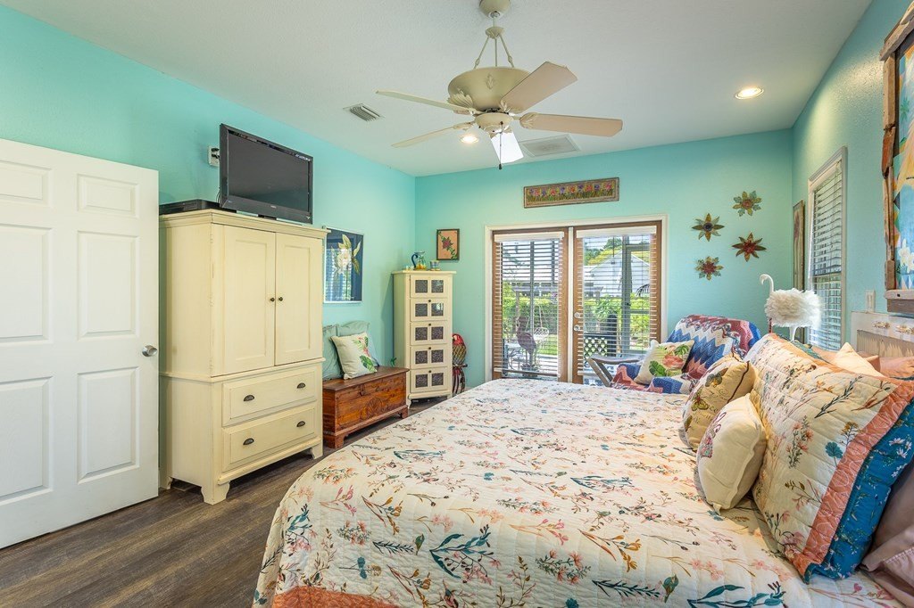 Eastpoint, Florida, 32328, United States, 4 Bedrooms Bedrooms, ,3 BathroomsBathrooms,Residential,Forsale,1946765