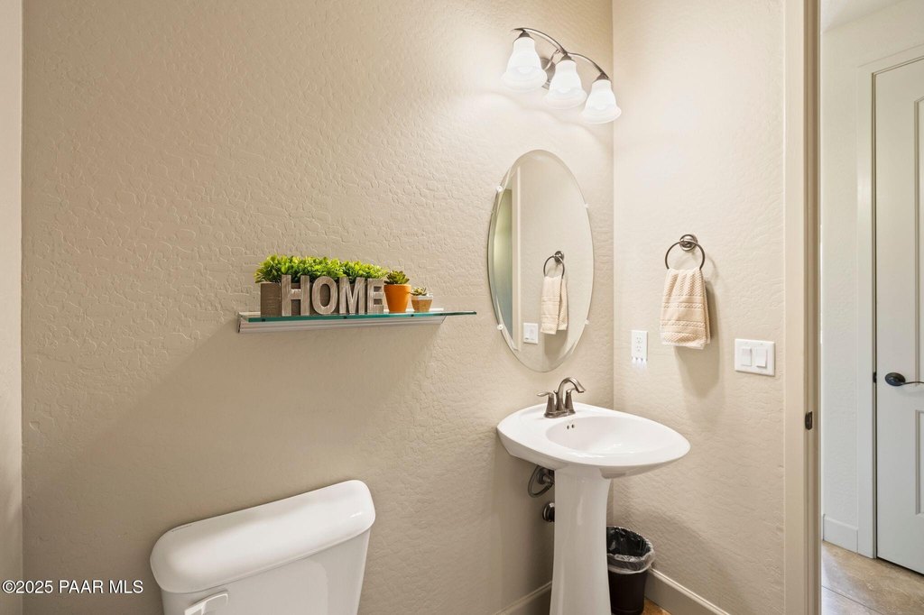 Prescott Valley, Arizona, 86315, United States, 3 Bedrooms Bedrooms, ,2.5 BathroomsBathrooms,Residential,Forsale,1952176