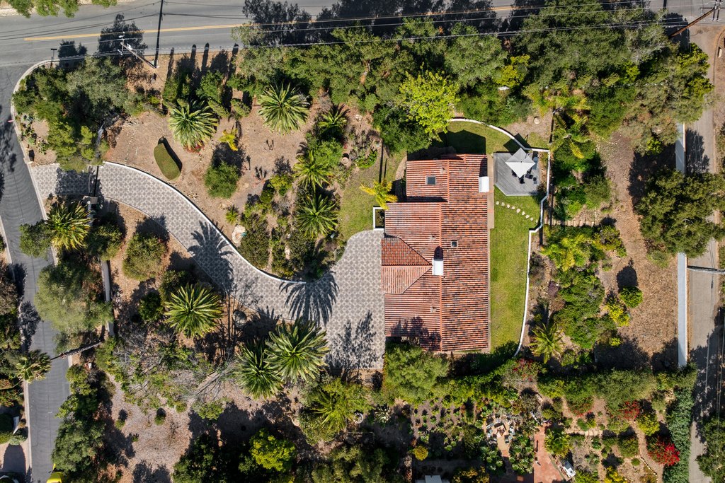 SANTA BARBARA, California, 93108, United States, 3 Bedrooms Bedrooms, ,2.5 BathroomsBathrooms,Residential,Forsale,2004321