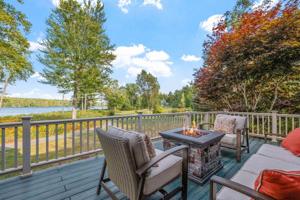 Moultonborough, New Hampshire, 03254, United States, 5 Bedrooms Bedrooms, ,3.5 BathroomsBathrooms,Residential,Forsale,1952910