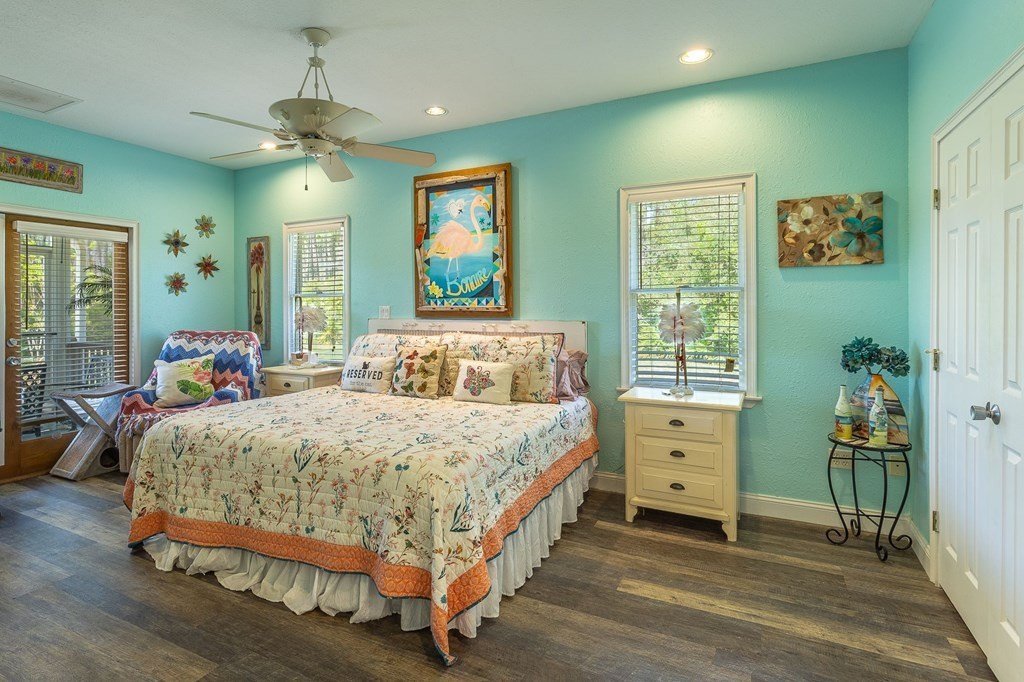Eastpoint, Florida, 32328, United States, 4 Bedrooms Bedrooms, ,3 BathroomsBathrooms,Residential,Forsale,1946765