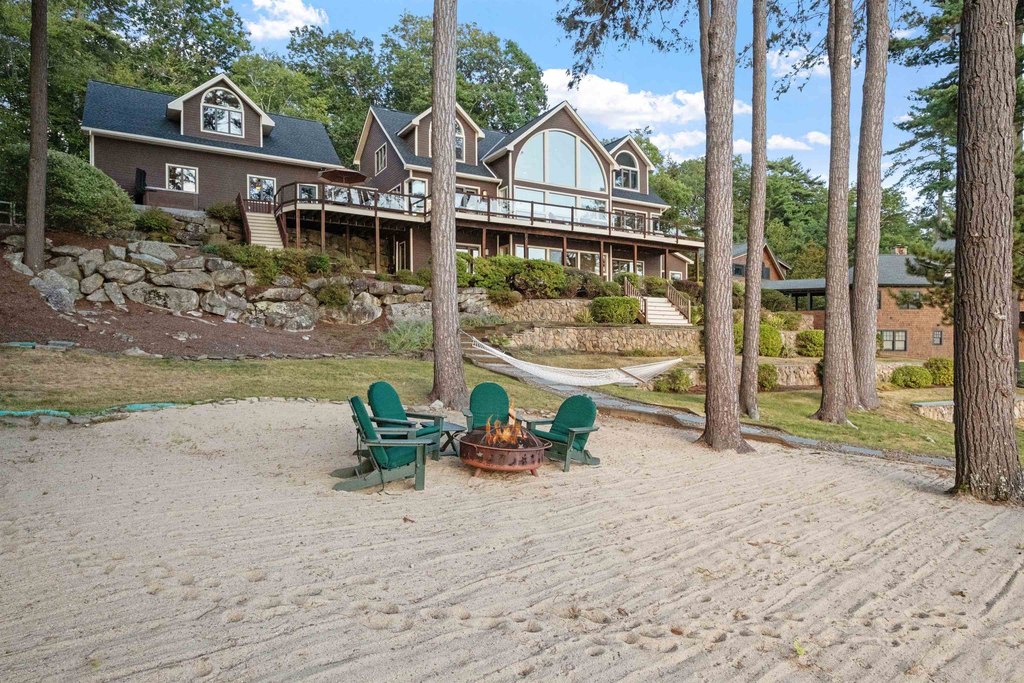 Moultonborough, New Hampshire, 03254, United States, 5 Bedrooms Bedrooms, ,5.5 BathroomsBathrooms,Residential,Forsale,1952906