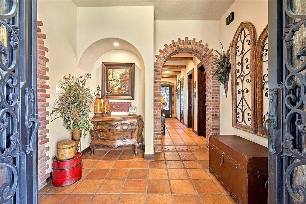 Navasota, Texas, 77868, United States, 4 Bedrooms Bedrooms, ,4 BathroomsBathrooms,Residential,Forsale,1954113