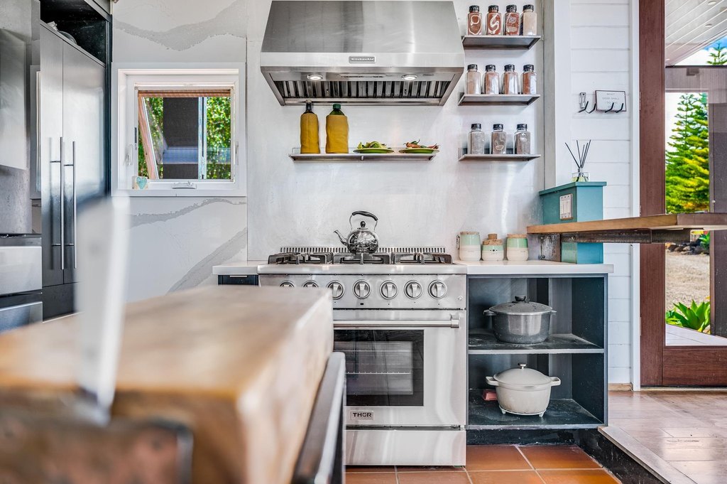 Haiku, Hawaii, 96708, United States, 1 Bedroom Bedrooms, ,1 BathroomBathrooms,Residential,Forsale,2007675