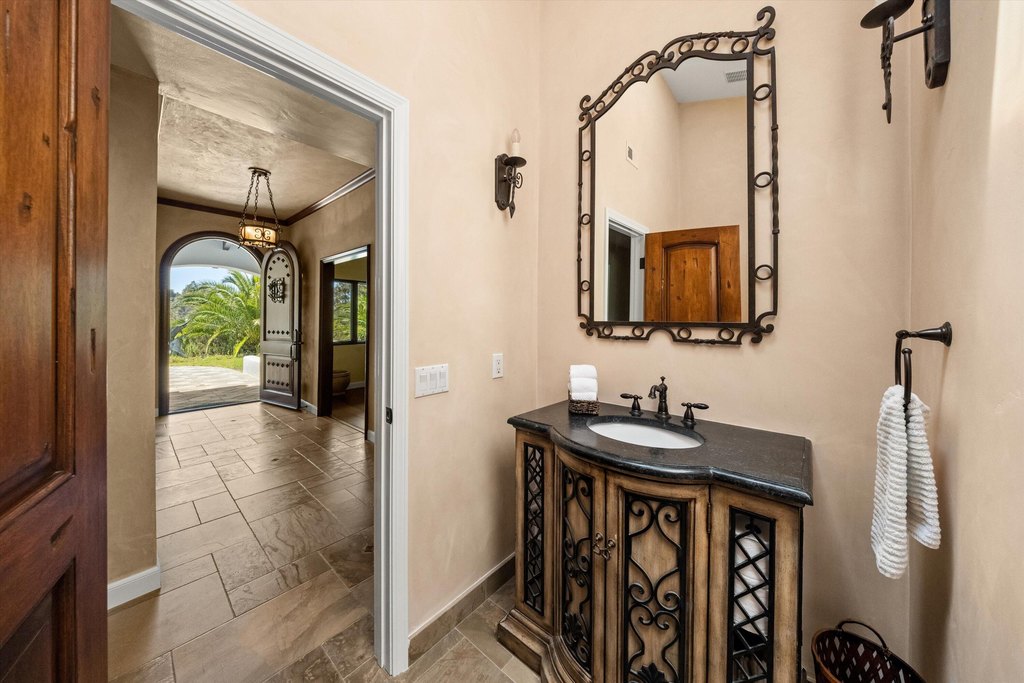 SANTA BARBARA, California, 93108, United States, 3 Bedrooms Bedrooms, ,2.5 BathroomsBathrooms,Residential,Forsale,2004321