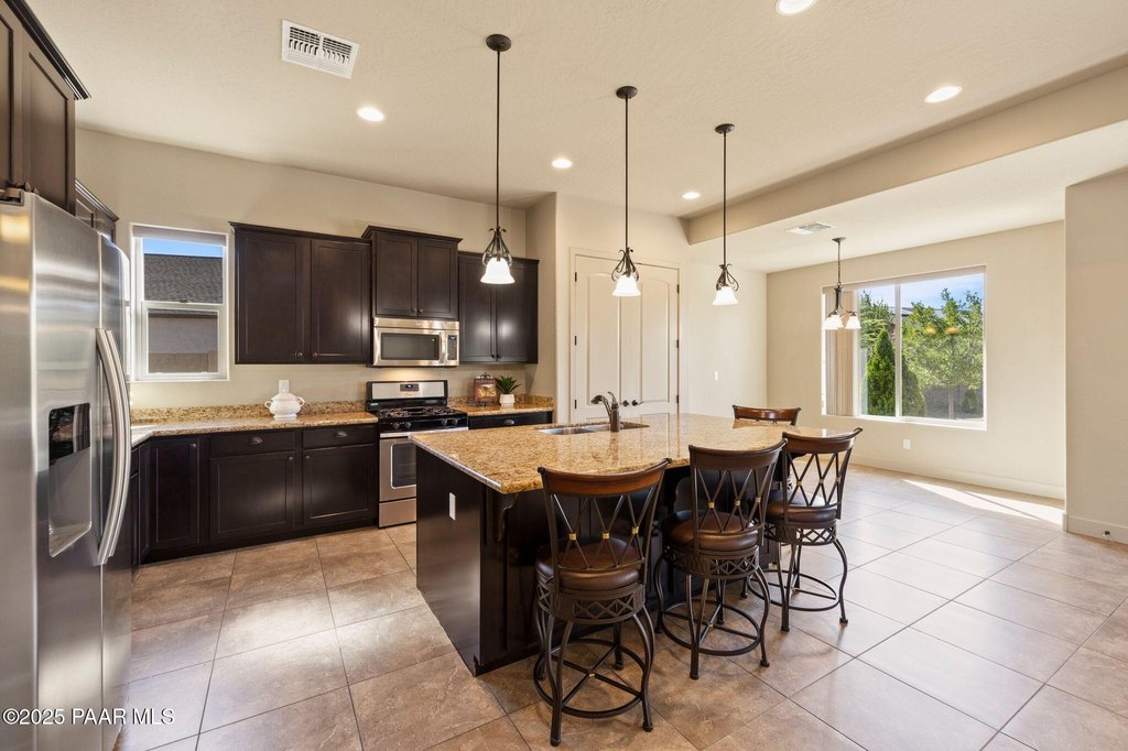 Prescott Valley, Arizona, 86315, United States, 3 Bedrooms Bedrooms, ,2.5 BathroomsBathrooms,Residential,Forsale,1952176