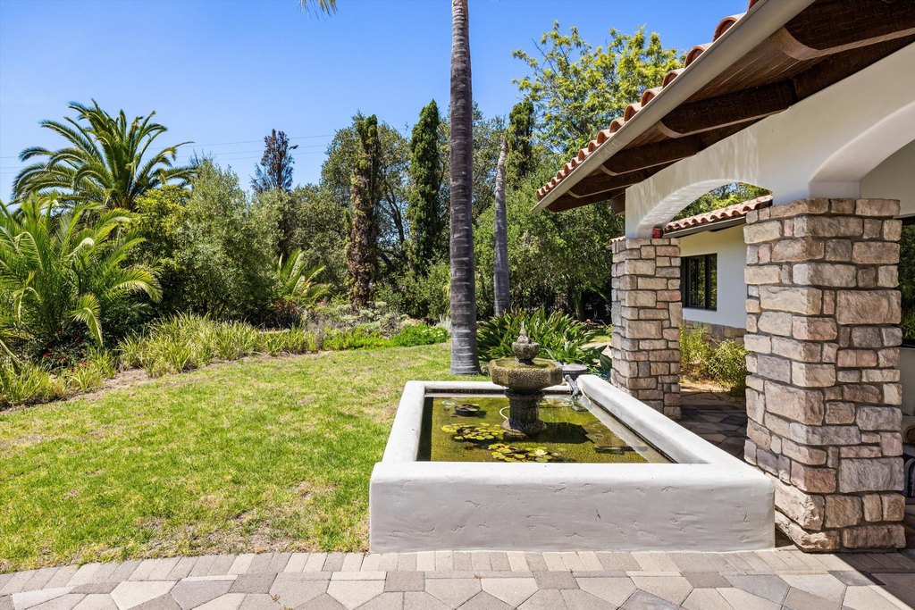 SANTA BARBARA, California, 93108, United States, 3 Bedrooms Bedrooms, ,2.5 BathroomsBathrooms,Residential,Forsale,2004321