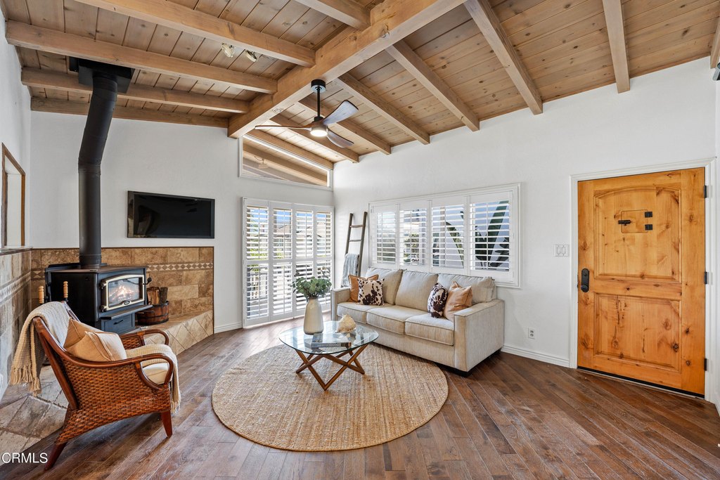 Oxnard, California, 93035, United States, 3 Bedrooms Bedrooms, ,3 BathroomsBathrooms,Residential,Forsale,1963620