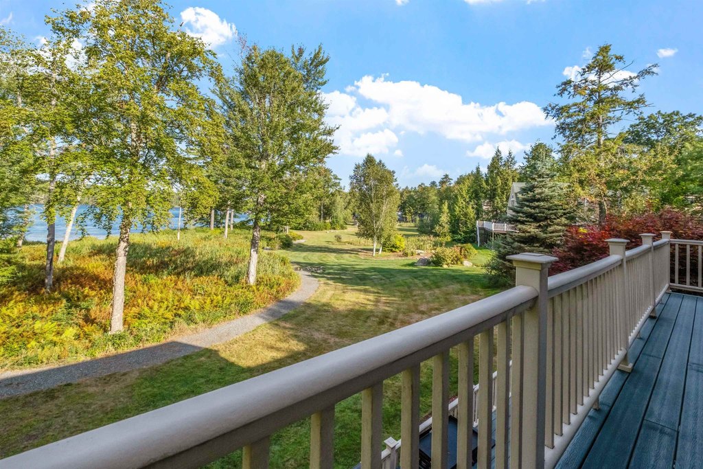 Moultonborough, New Hampshire, 03254, United States, 5 Bedrooms Bedrooms, ,3.5 BathroomsBathrooms,Residential,Forsale,1952910