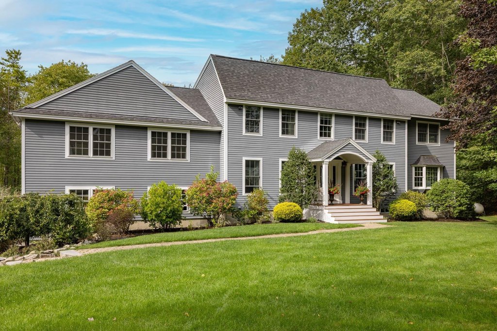 North Hampton, New Hampshire, 03862, United States, 4 Bedrooms Bedrooms, ,2.5 BathroomsBathrooms,Residential,Forsale,1952916