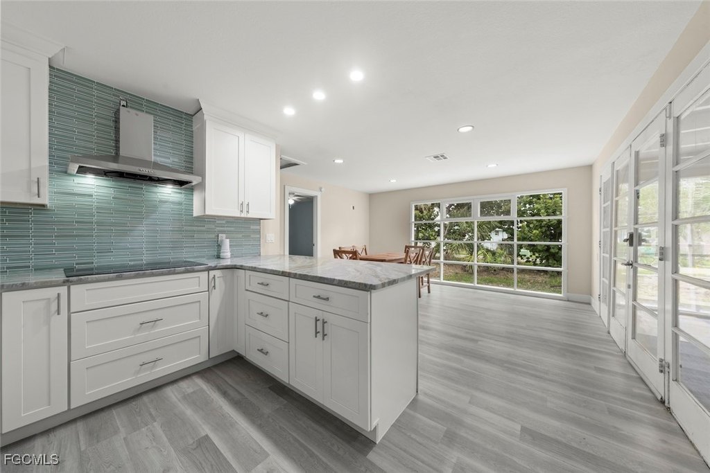 Sanibel, Florida, 33957, United States, 3 Bedrooms Bedrooms, ,2 BathroomsBathrooms,Residential,Forsale,1954229