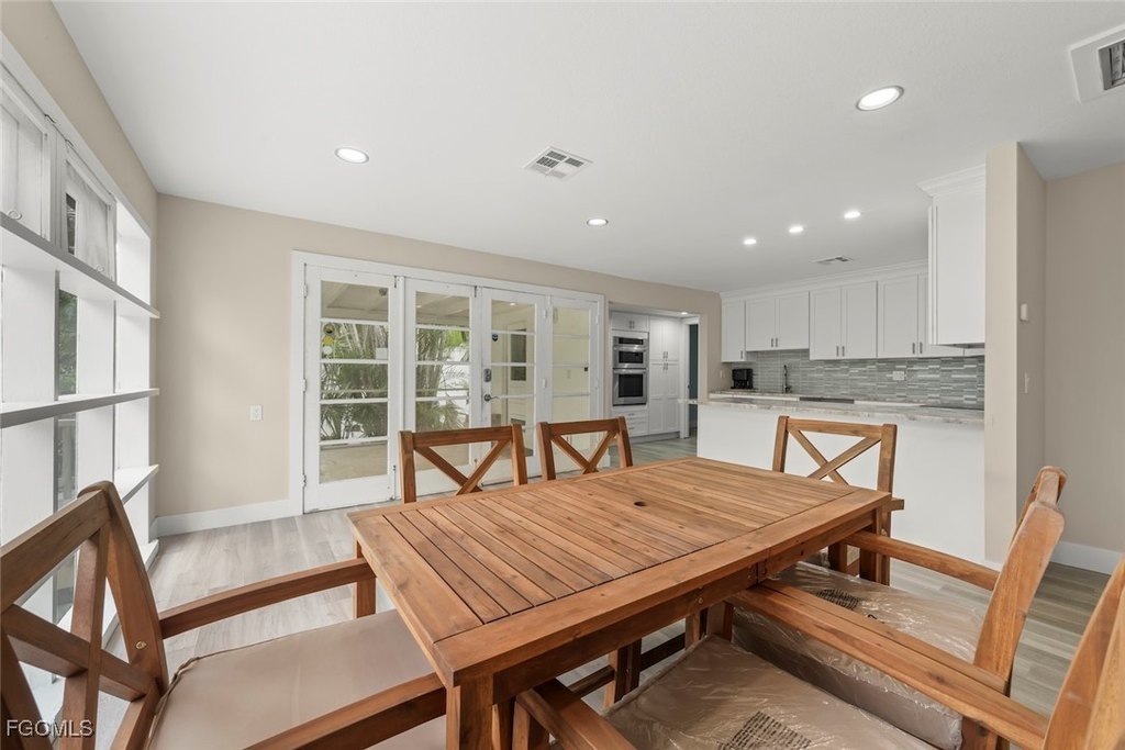 Sanibel, Florida, 33957, United States, 3 Bedrooms Bedrooms, ,2 BathroomsBathrooms,Residential,Forsale,1954229