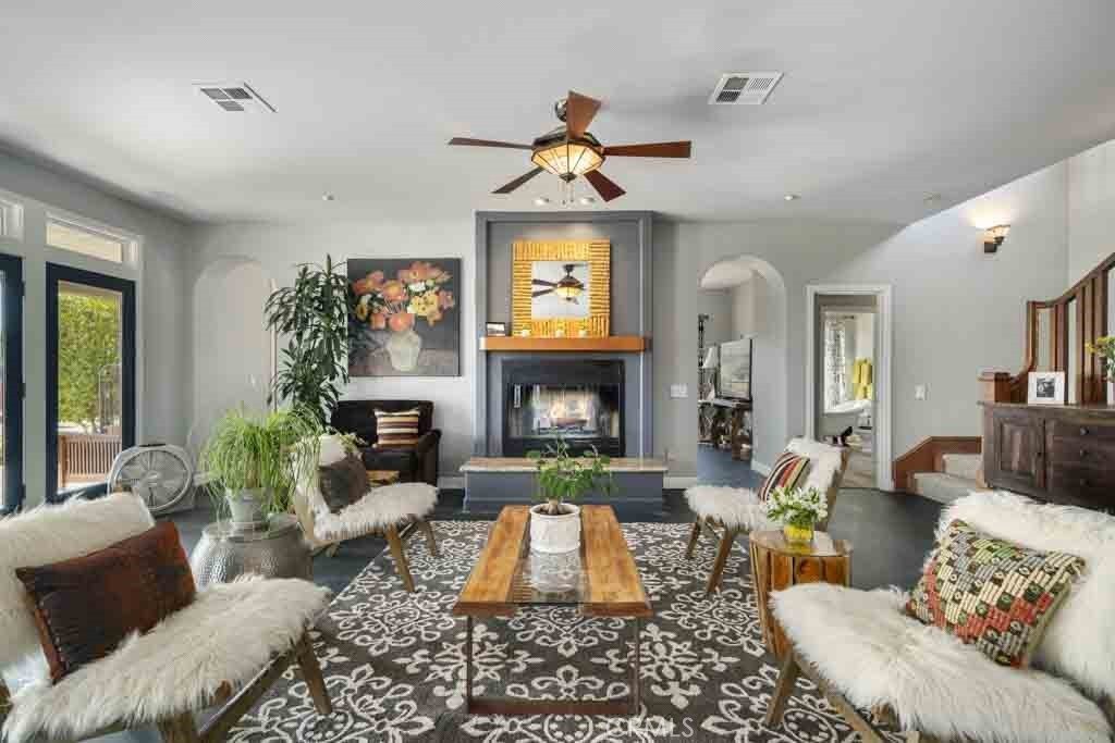 Trabuco Canyon, California, 92679, United States, 3 Bedrooms Bedrooms, ,2 BathroomsBathrooms,Residential,Forsale,1986024