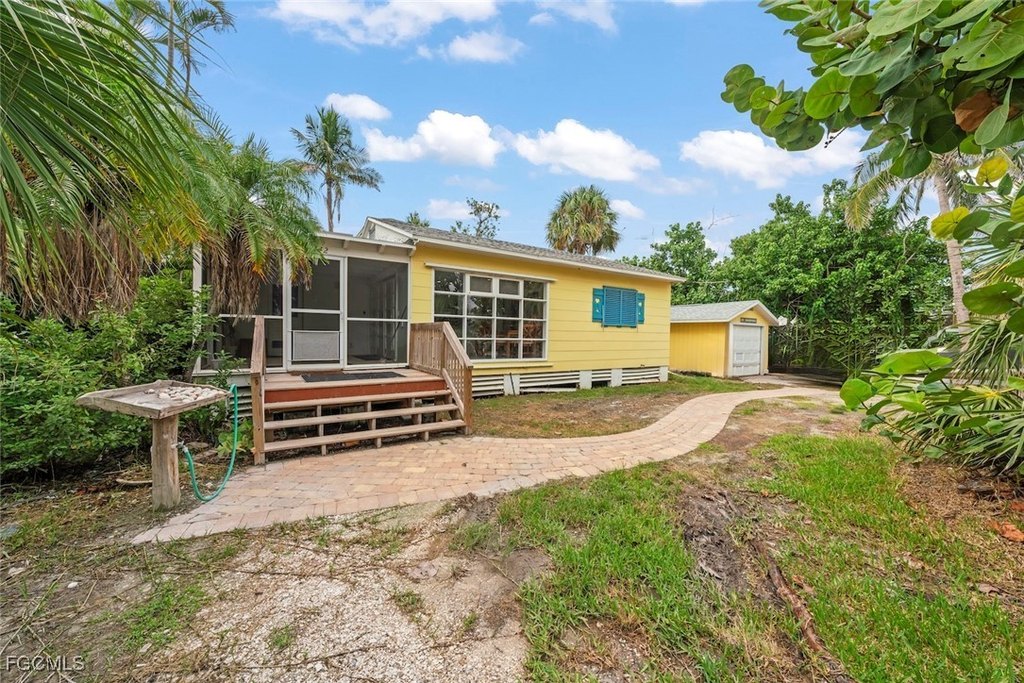 Sanibel, Florida, 33957, United States, 3 Bedrooms Bedrooms, ,2 BathroomsBathrooms,Residential,Forsale,1954229