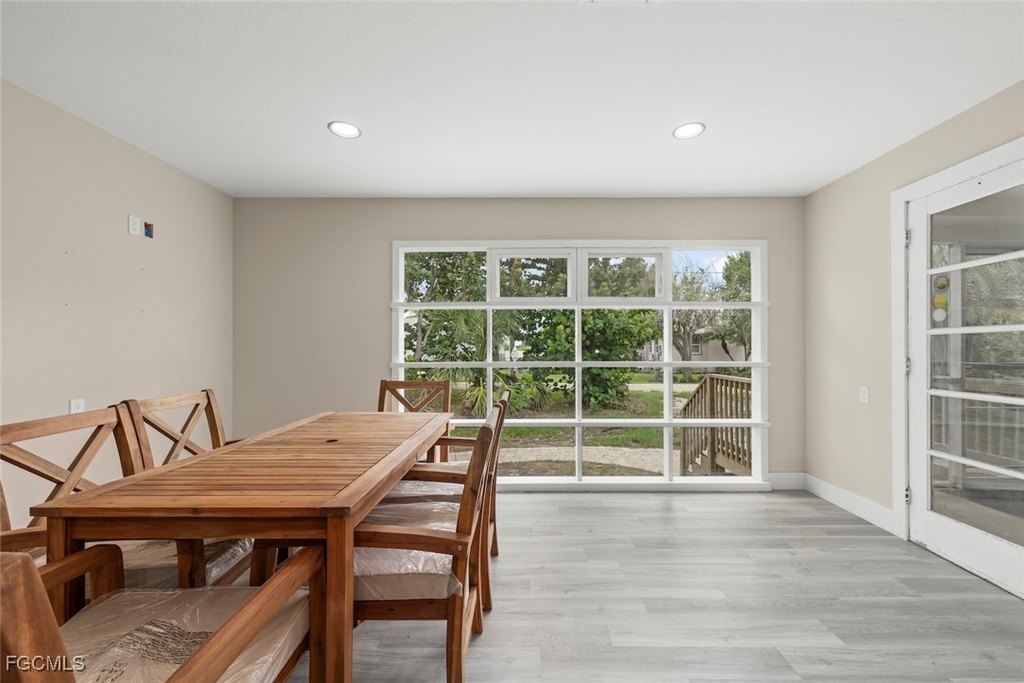 Sanibel, Florida, 33957, United States, 3 Bedrooms Bedrooms, ,2 BathroomsBathrooms,Residential,Forsale,1954229