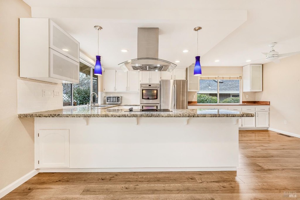Santa Rosa, California, 95409, United States, 3 Bedrooms Bedrooms, ,2 BathroomsBathrooms,Residential,Forsale,1953130
