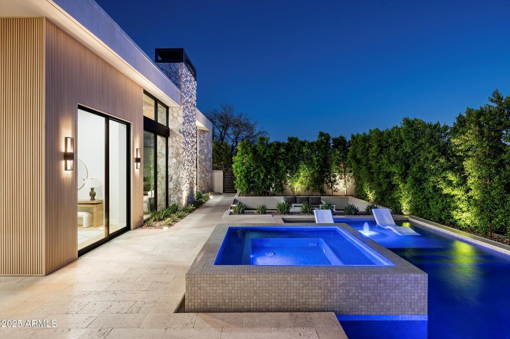 Paradise Valley, Arizona, 85253, United States, 6 Bedrooms Bedrooms, ,6 BathroomsBathrooms,Residential,Forsale,1953462