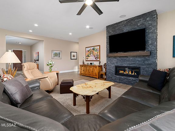 Oro Valley, Arizona, 85755, United States, 3 Bedrooms Bedrooms, ,3 BathroomsBathrooms,Residential,Forsale,1893859