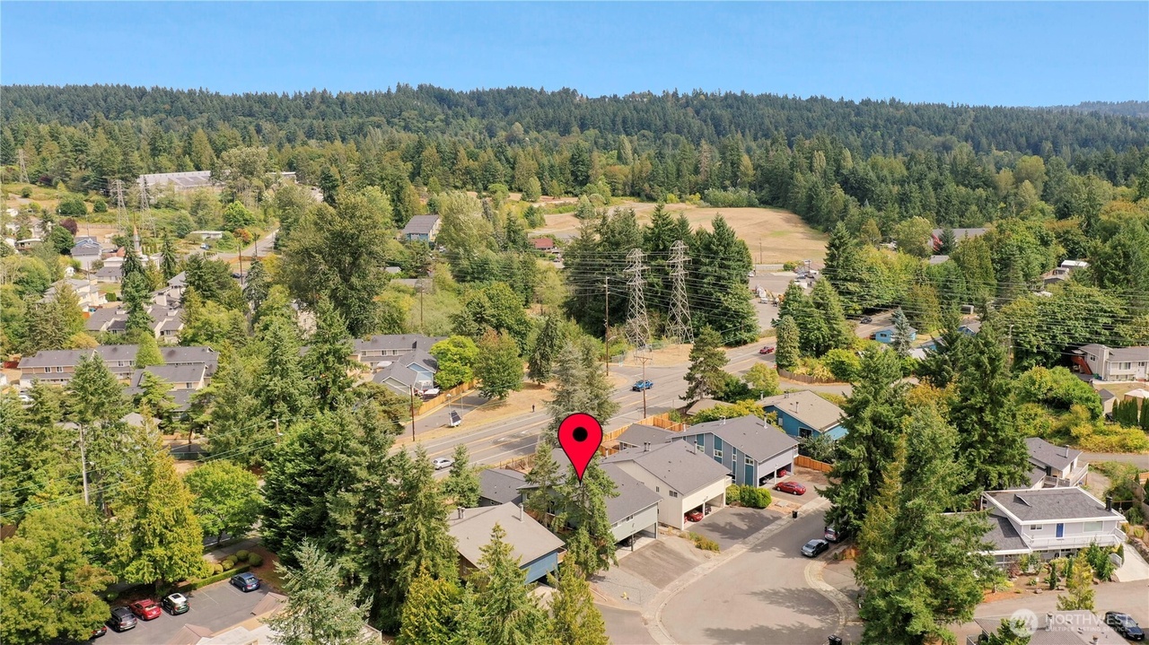 Shoreline, Washington, 98155, United States, 6 Bedrooms Bedrooms, ,6 BathroomsBathrooms,Residential,Forsale,2010232