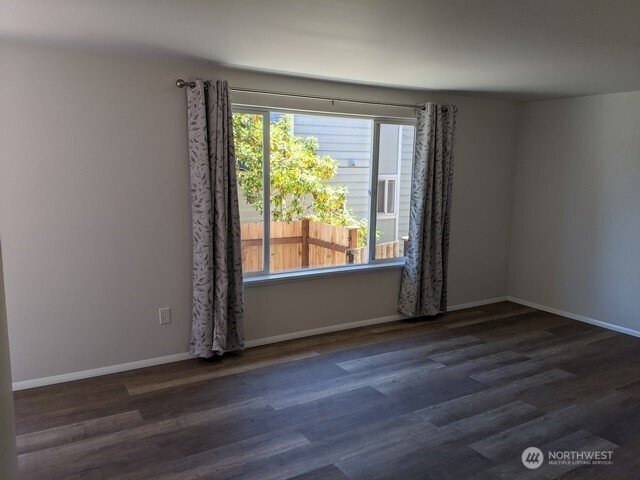 Shoreline, Washington, 98155, United States, 6 Bedrooms Bedrooms, ,6 BathroomsBathrooms,Residential,Forsale,2010232