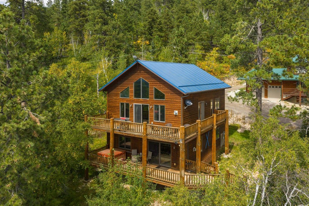 Lead, South Dakota, 57754, United States, 3 Bedrooms Bedrooms, ,2 BathroomsBathrooms,Residential,Forsale,1962251