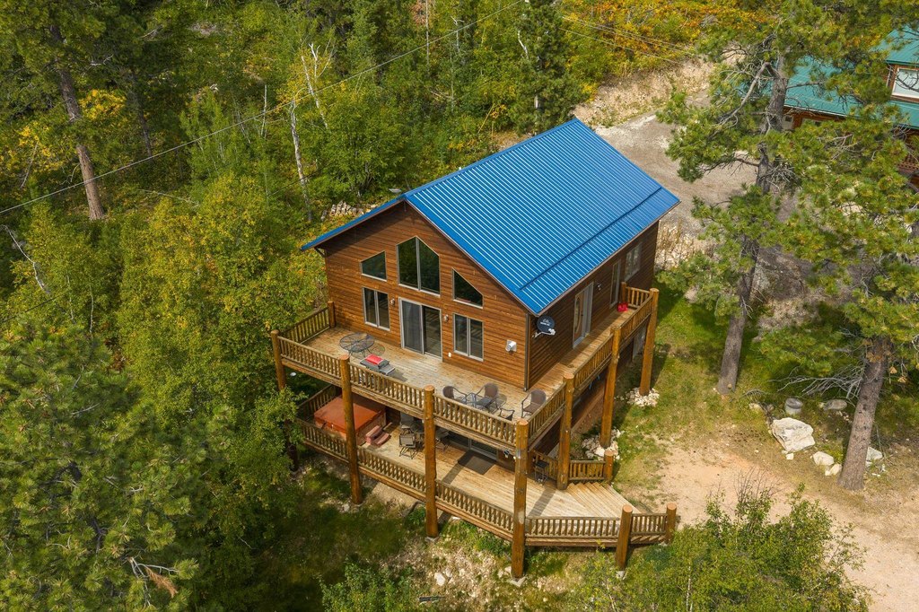 Lead, South Dakota, 57754, United States, 3 Bedrooms Bedrooms, ,2 BathroomsBathrooms,Residential,Forsale,1962251