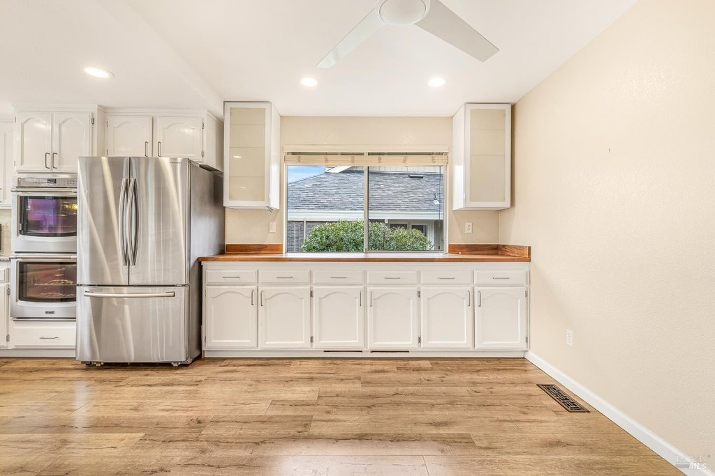 Santa Rosa, California, 95409, United States, 3 Bedrooms Bedrooms, ,2 BathroomsBathrooms,Residential,Forsale,1953130