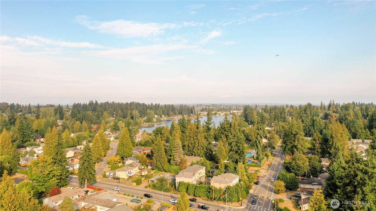 Edmonds, Washington, 98026, United States, 3 Bedrooms Bedrooms, ,2 BathroomsBathrooms,Residential,Forsale,1946226