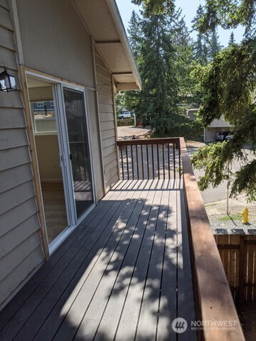 Shoreline, Washington, 98155, United States, 6 Bedrooms Bedrooms, ,6 BathroomsBathrooms,Residential,Forsale,2010232