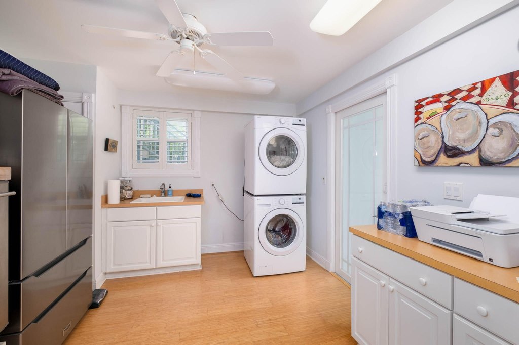 Plantation Key, Florida, 33036, United States, 4 Bedrooms Bedrooms, ,3 BathroomsBathrooms,Residential,Forsale,1971986