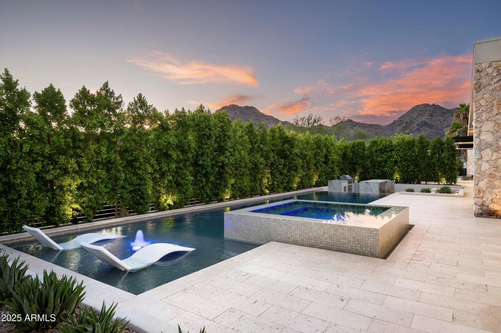 Paradise Valley, Arizona, 85253, United States, 6 Bedrooms Bedrooms, ,6 BathroomsBathrooms,Residential,Forsale,1953462