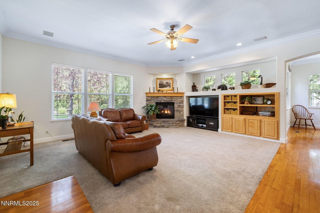 Reno, Nevada, 89519, United States, 4 Bedrooms Bedrooms, ,2.5 BathroomsBathrooms,Residential,Forsale,1954163