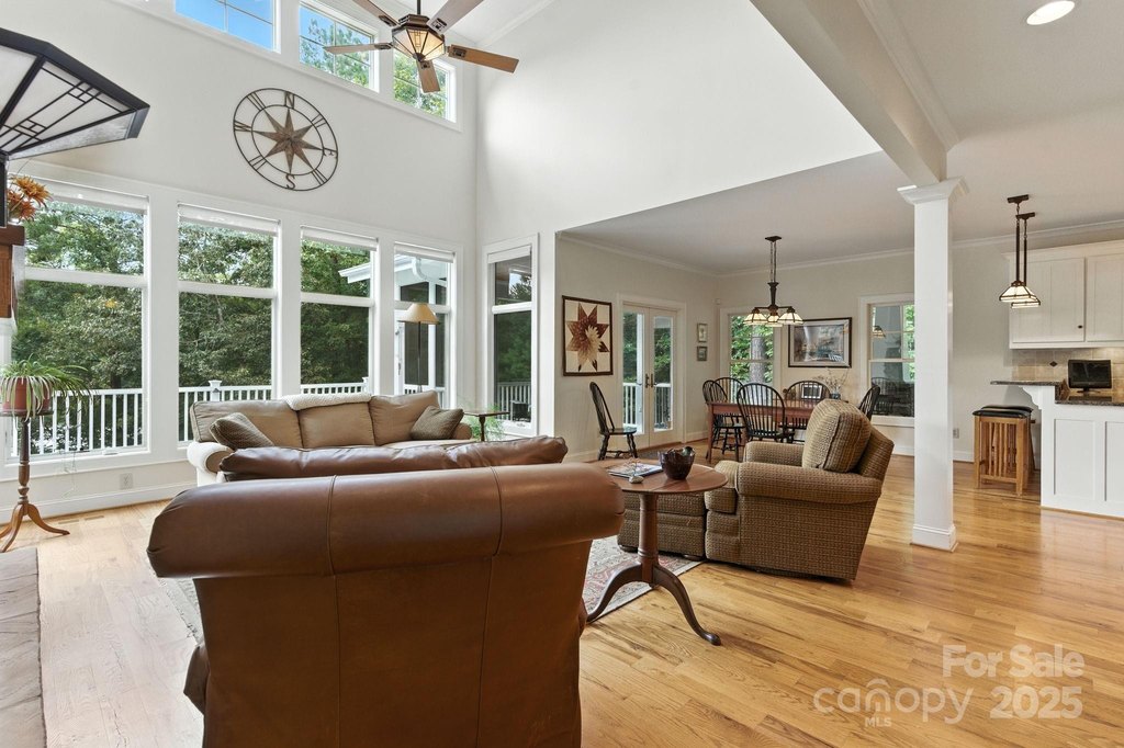 Connelly Springs, North Carolina, 28612, United States, 3 Bedrooms Bedrooms, ,3.5 BathroomsBathrooms,Residential,Forsale,1953168