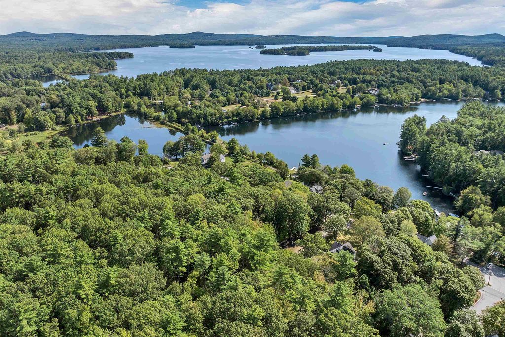 Wolfeboro, New Hampshire, 03894, United States, 3 Bedrooms Bedrooms, ,2 BathroomsBathrooms,Residential,Forsale,1952896