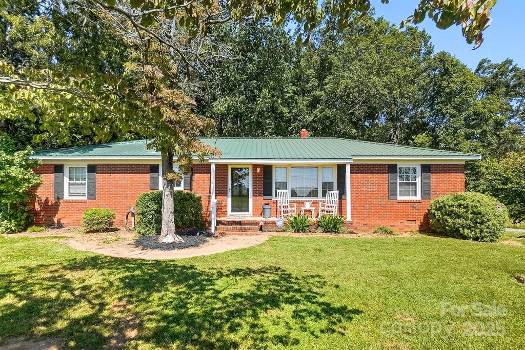 Monroe, North Carolina, 28110, United States, 3 Bedrooms Bedrooms, ,1 BathroomBathrooms,Residential,Forsale,1953170