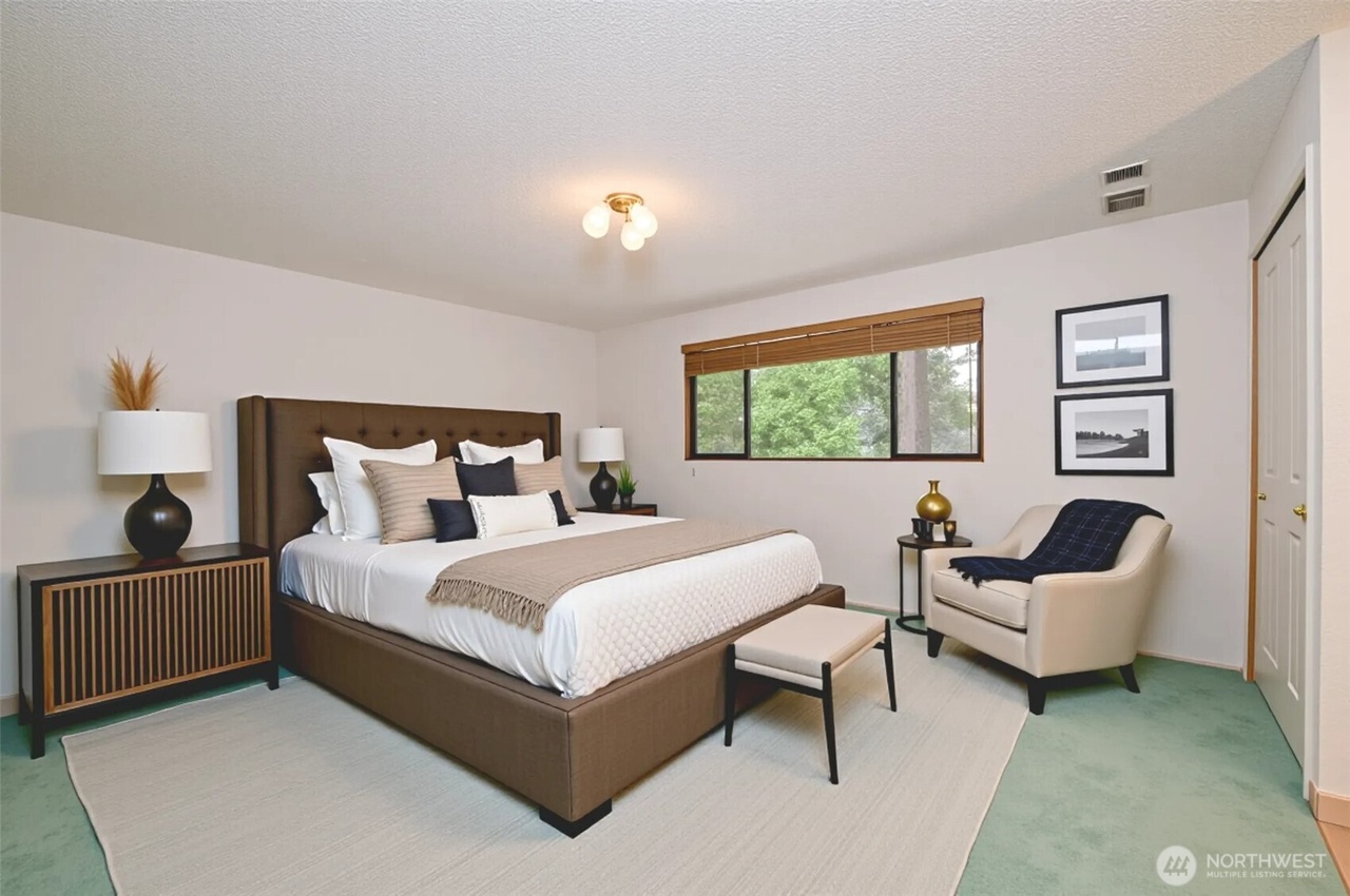 Edmonds, Washington, 98026, United States, 3 Bedrooms Bedrooms, ,2 BathroomsBathrooms,Residential,Forsale,1946226